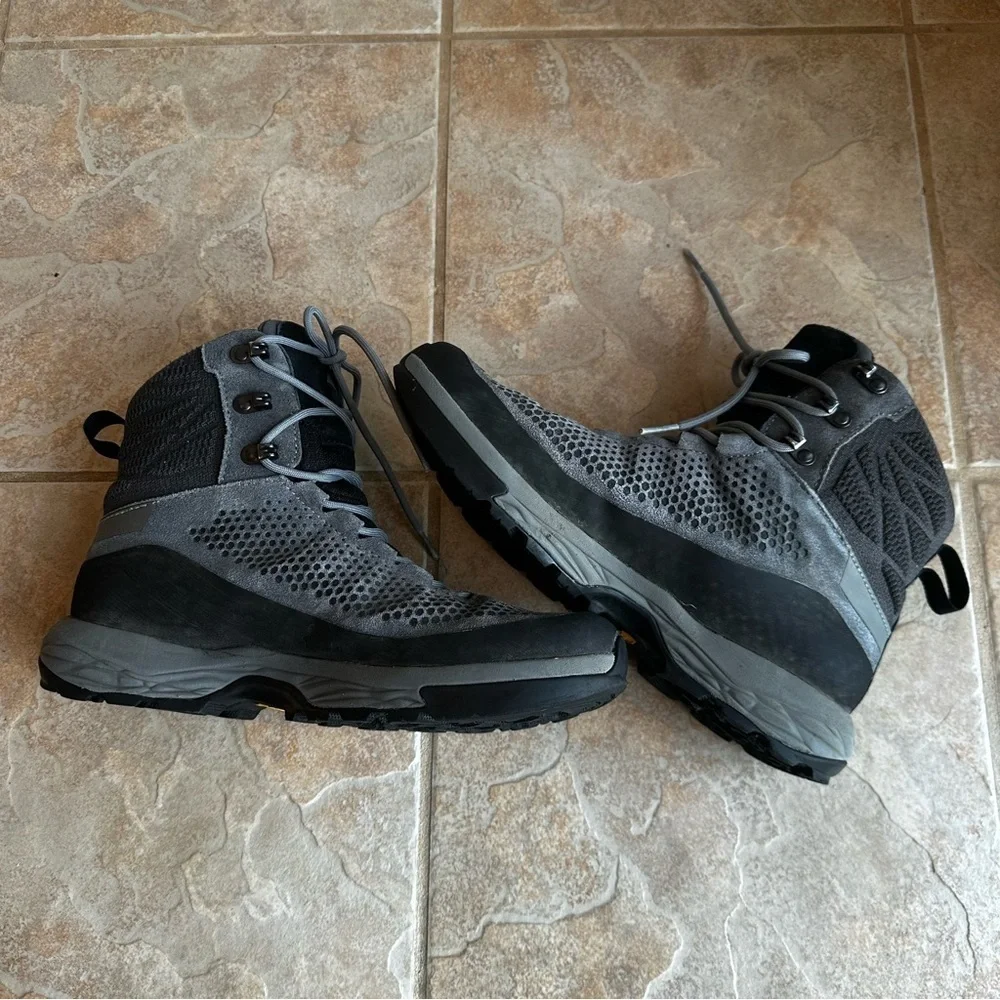 Vasque Torre AT GTX Gray Waterproof Hiking Boots​​​​
